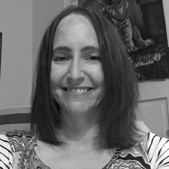 Meet your Posher, Jennifer - Picture 1 of 1